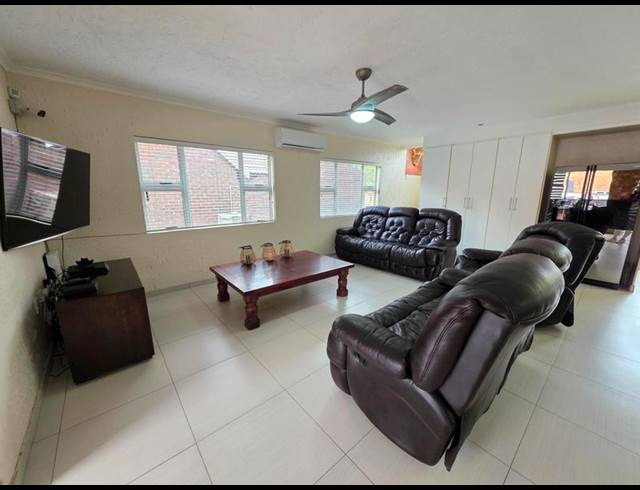 3 BEDROOM HOUSE FOR SALE IN MISTY BAY